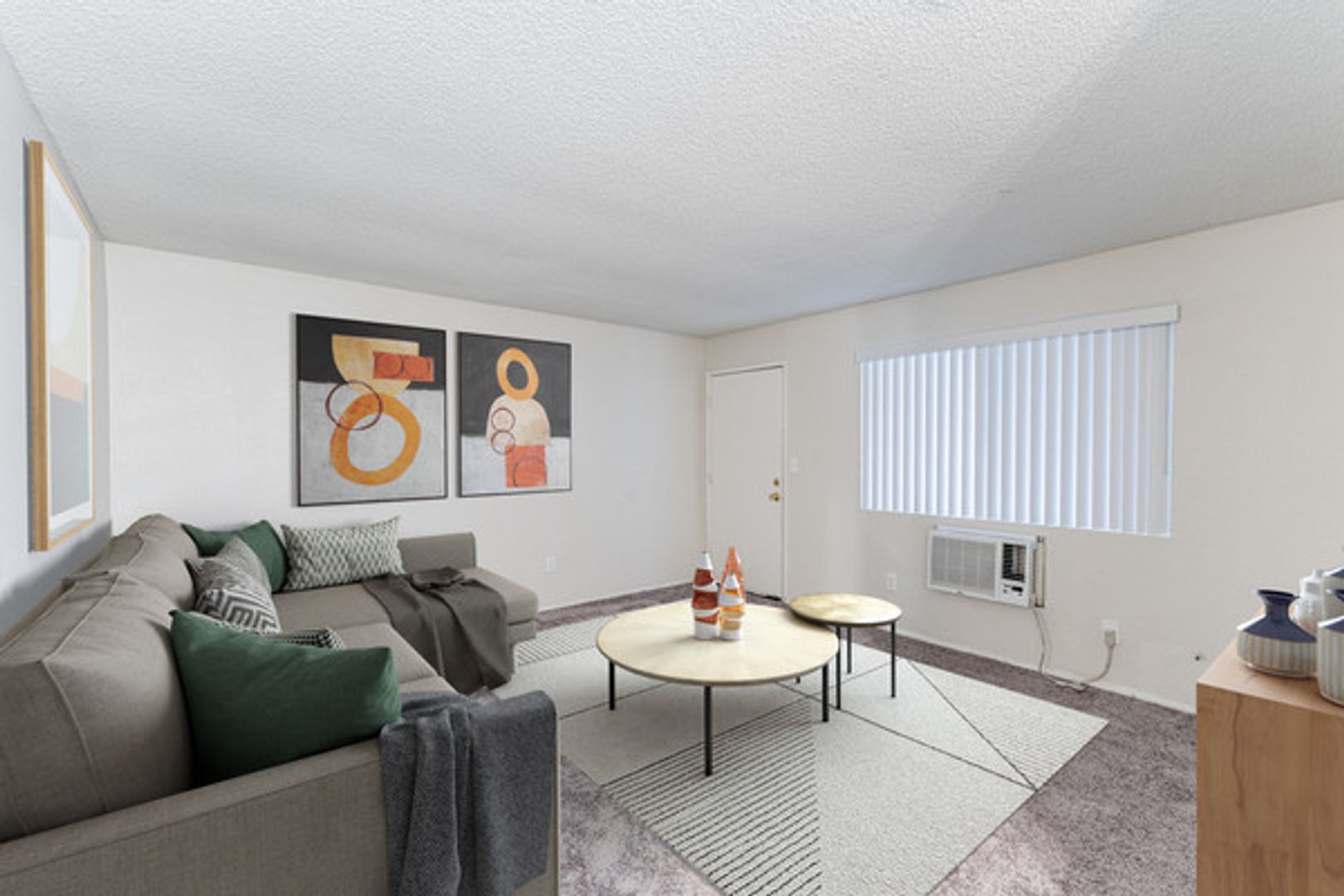 FONTANA Apartment: 7906-7912 BENNETT AVE.