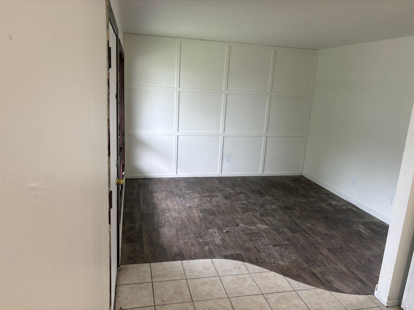 Waterloo Apartment: 716 Randolph St