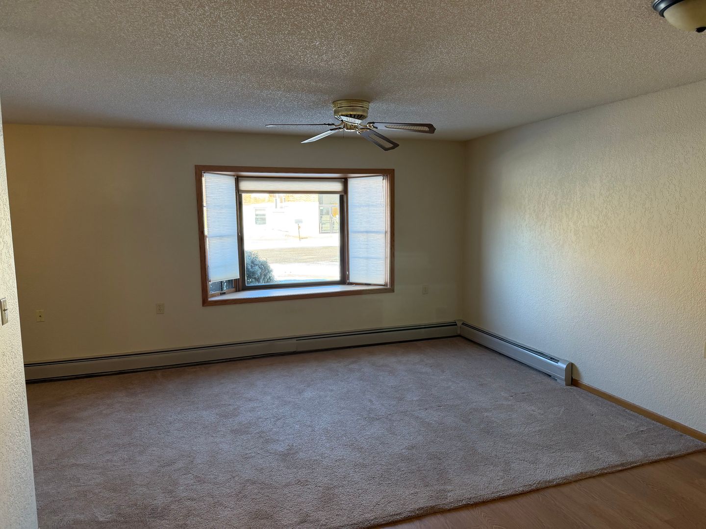 Cedar Falls Apartment: 1100 Grove Street
