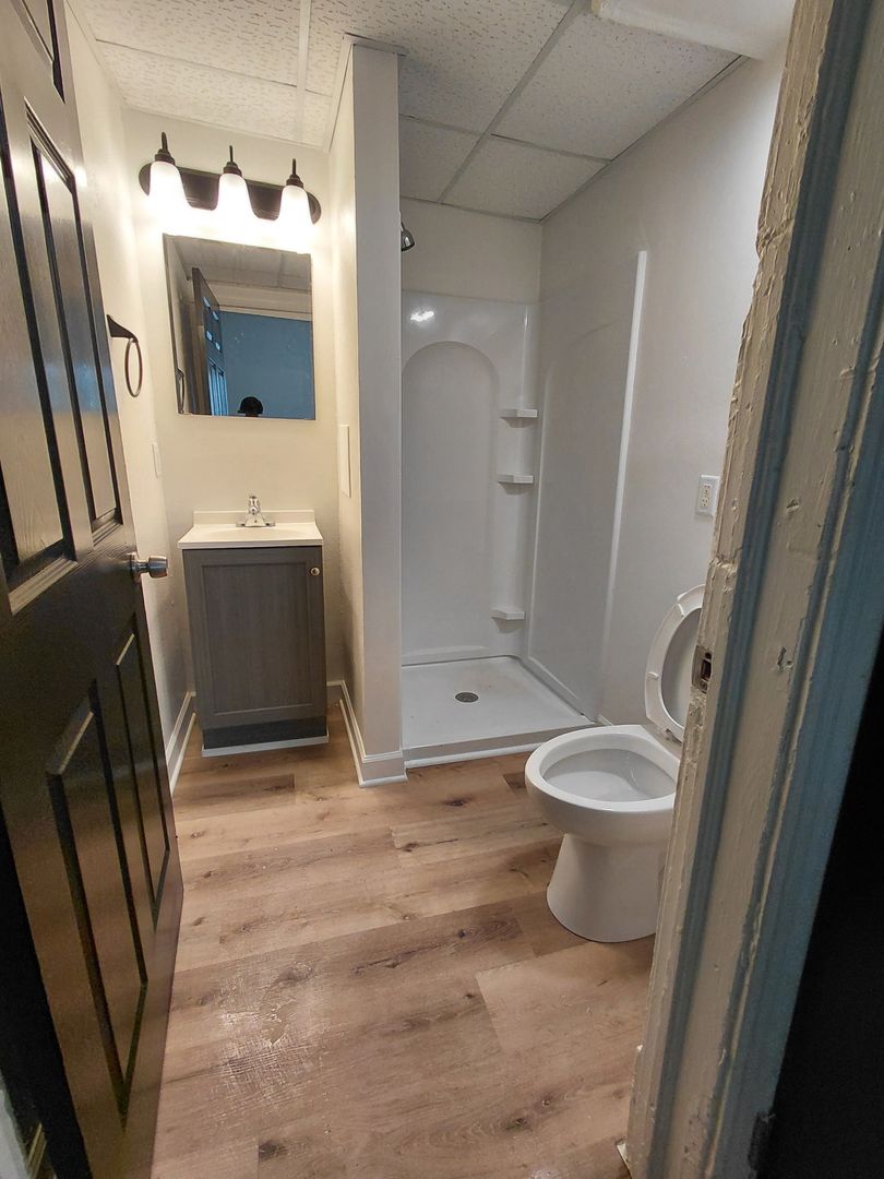 Waterloo Apartment: 1013 Mulberry Street
