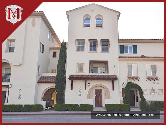 Pasadena House: 616 E. Walnut Street