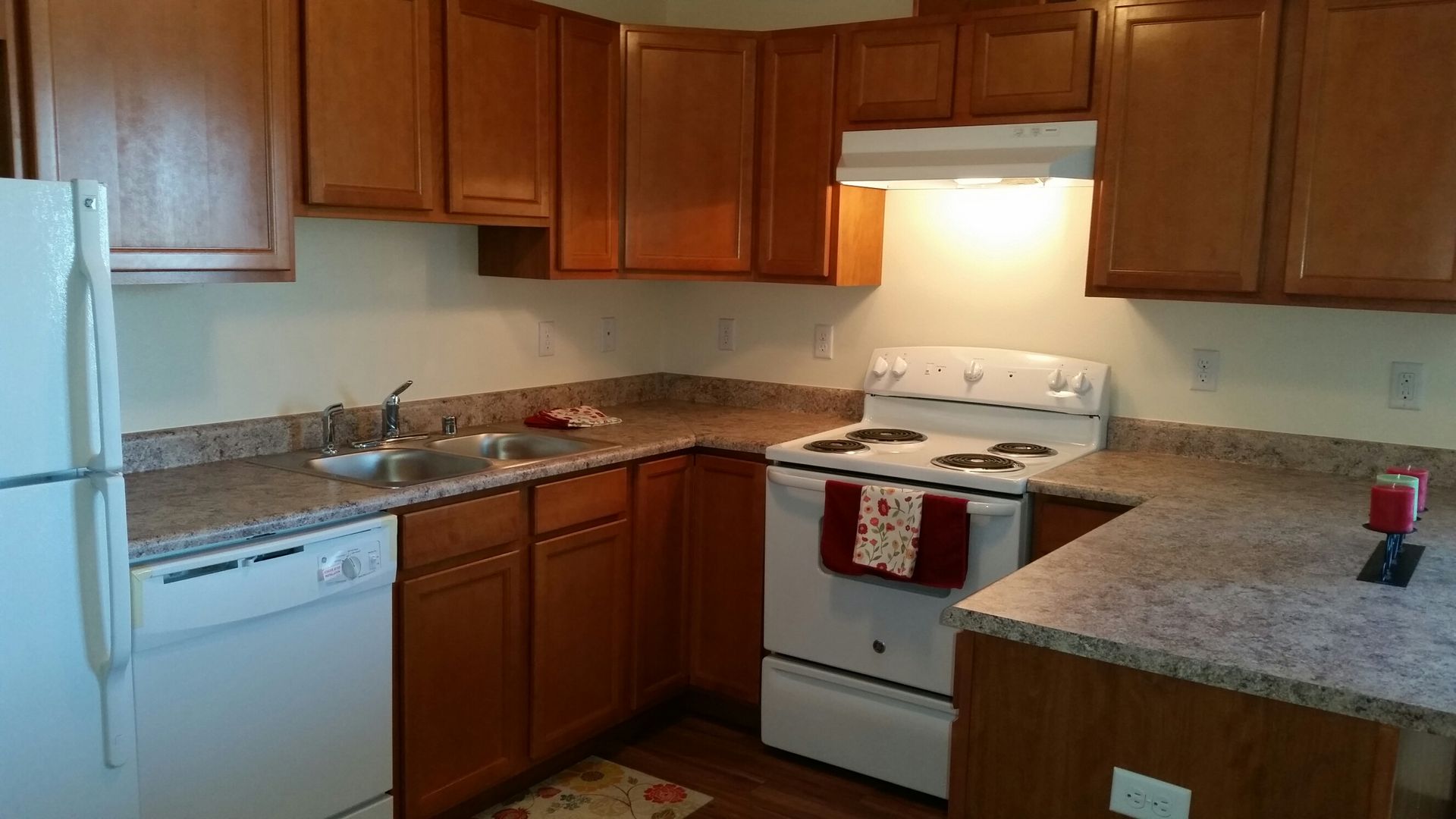 Kennewick Apartment: 4711 W Metaline Ave