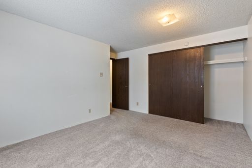 Charming Apartment in Prime South Hill Location!* – photo 1