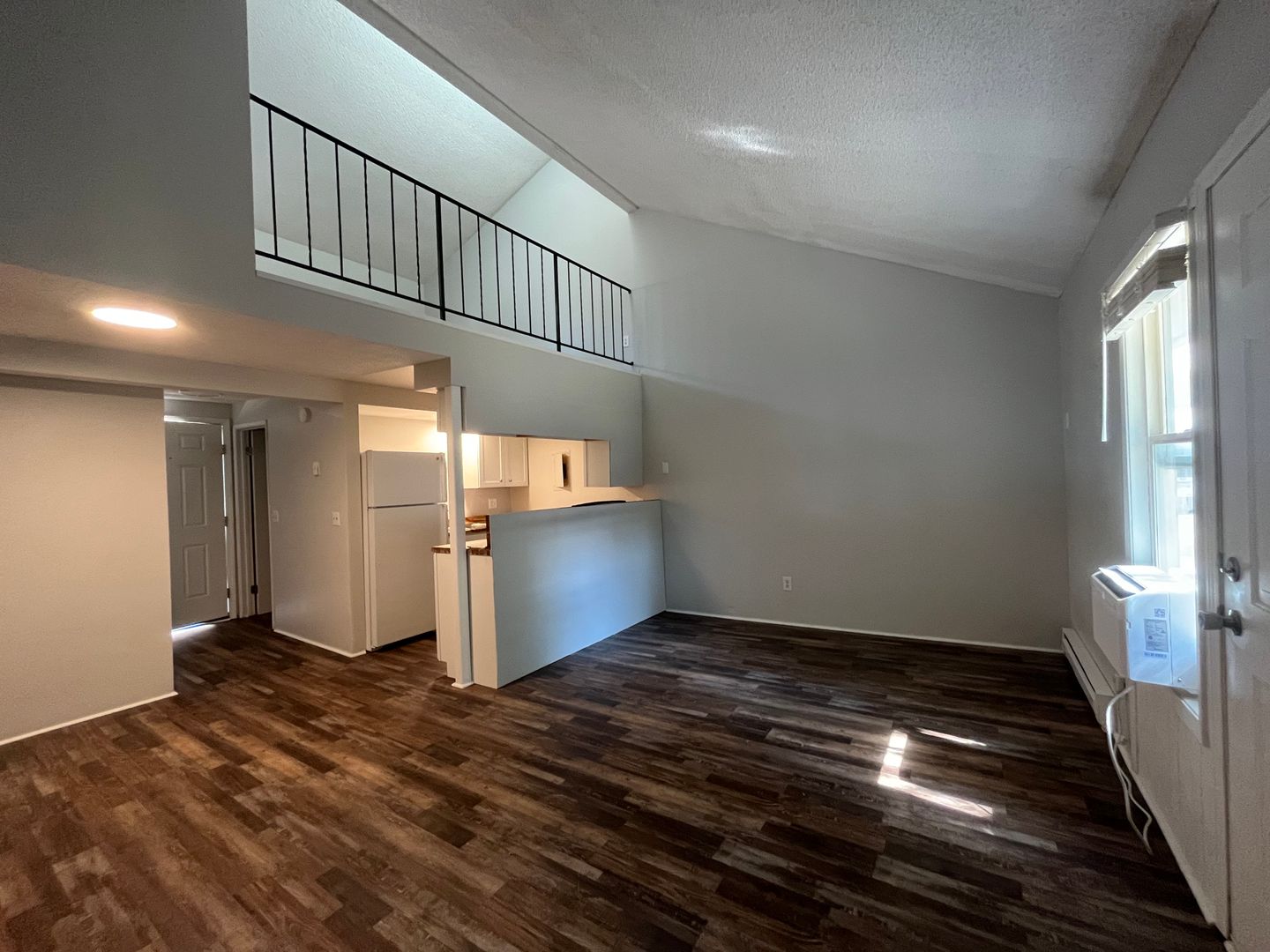 Medical Lake Apartment: 314 N LeFevre St