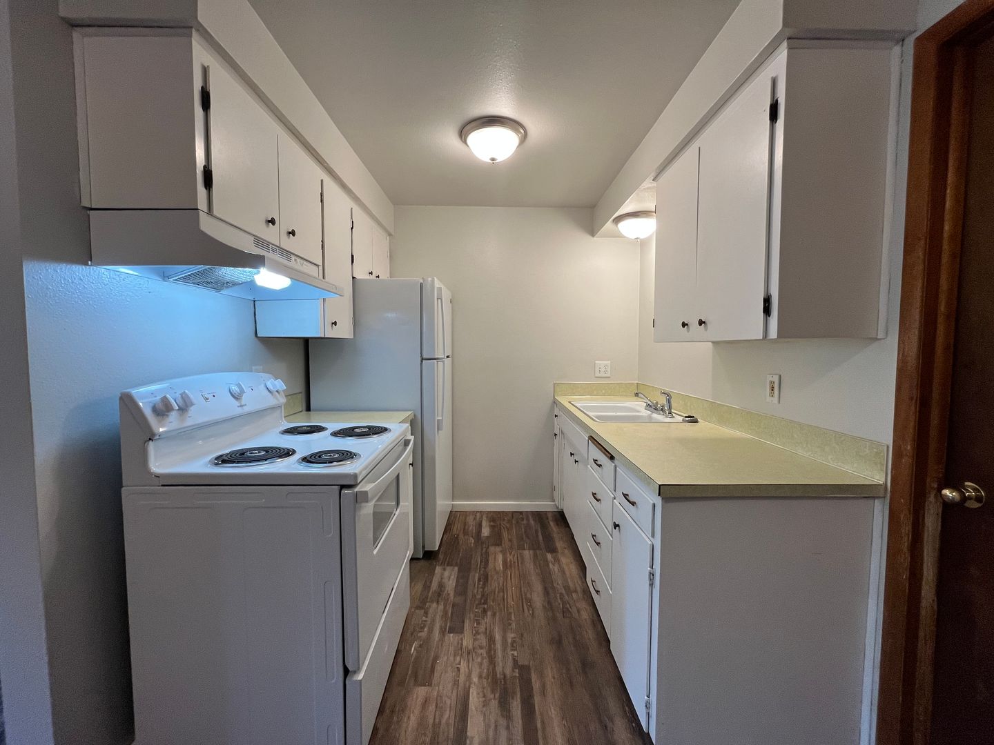 Medical Lake Apartment: 314 N LeFevre St