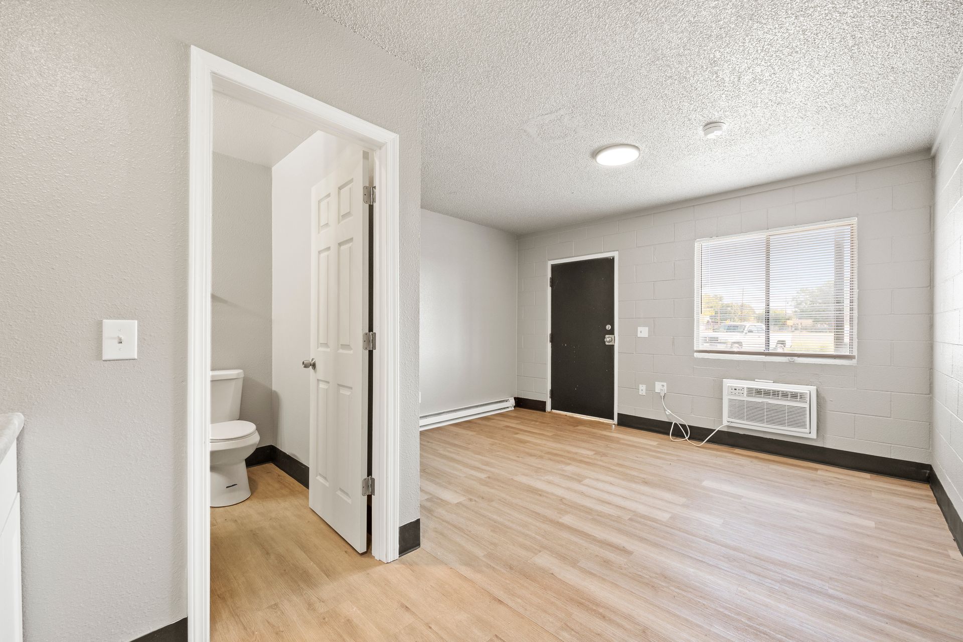 Richland Apartment: 2153 Stevens Drive