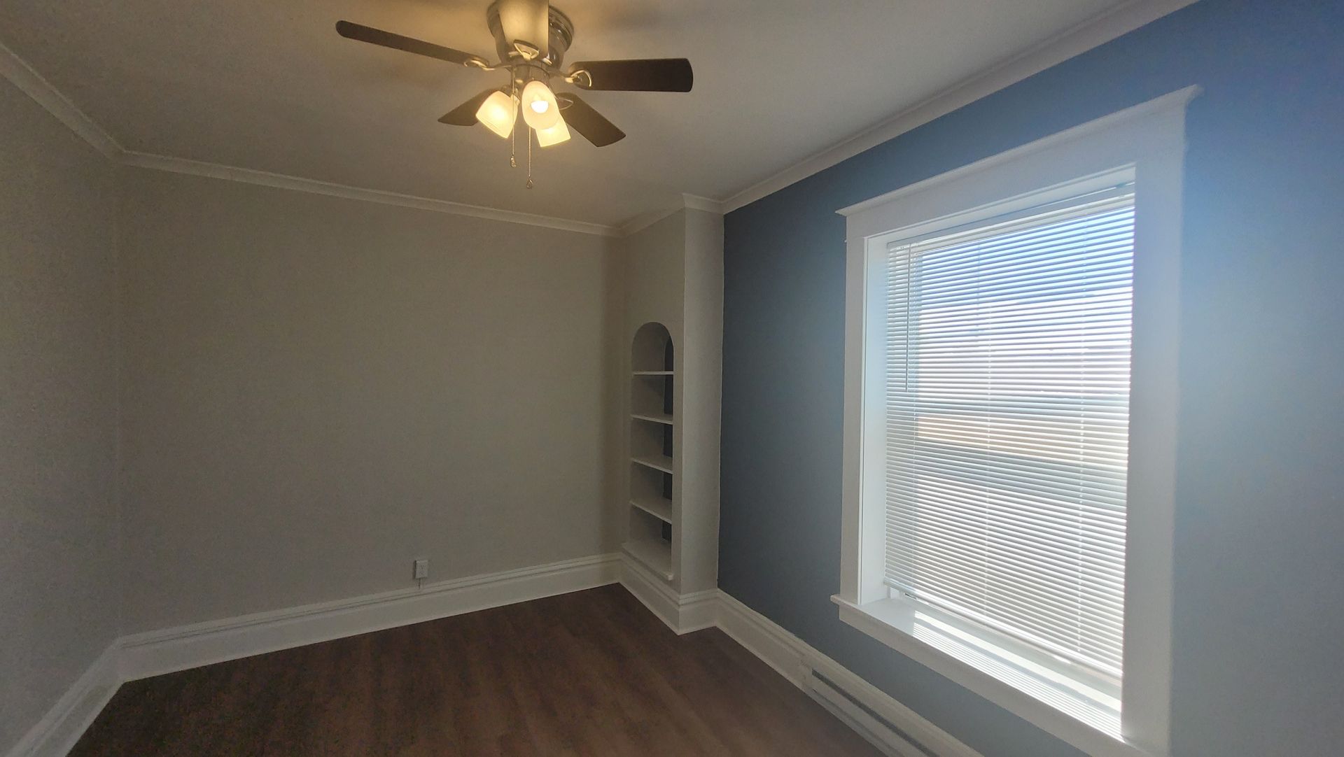 Spokane Apartment: 405 S Maple St