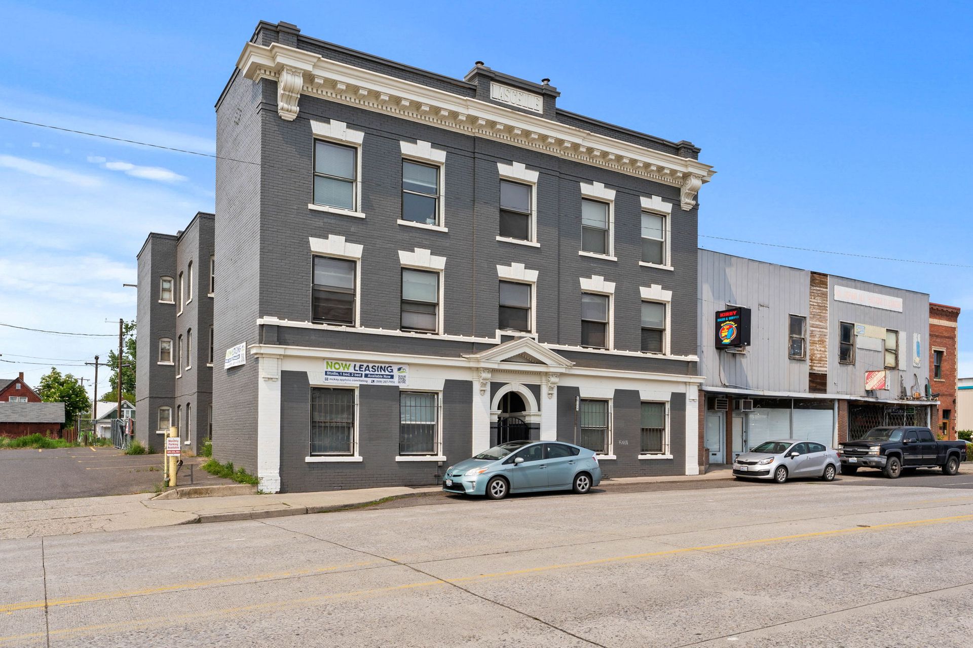 Spokane Apartment: 1221 N Monroe St