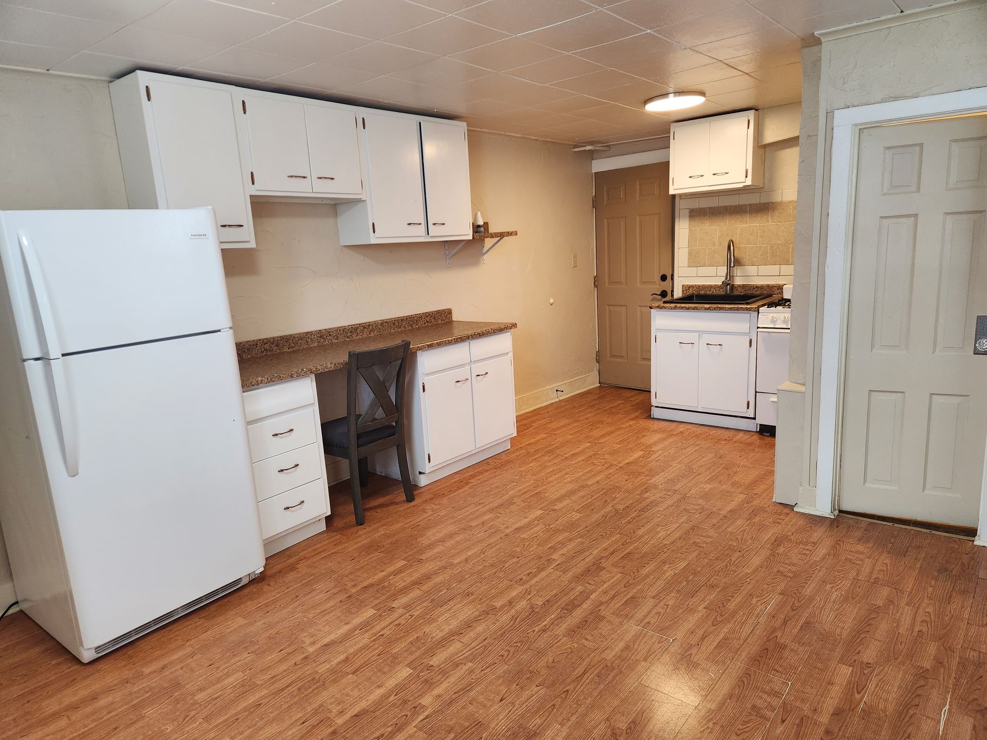Helena Apartment: 730 N Jackson St
