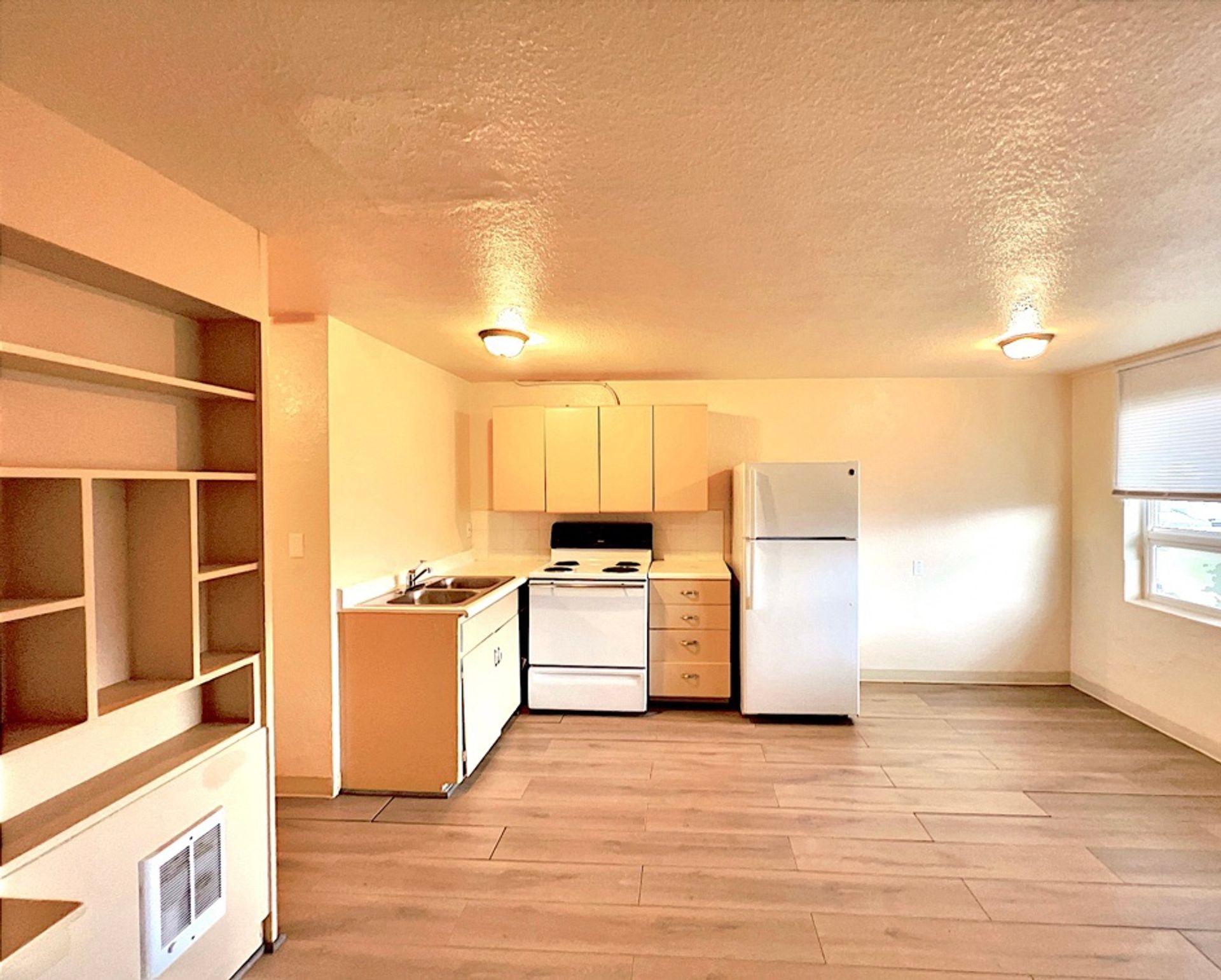 Pasco Apartment: 1740 N 5th Ave