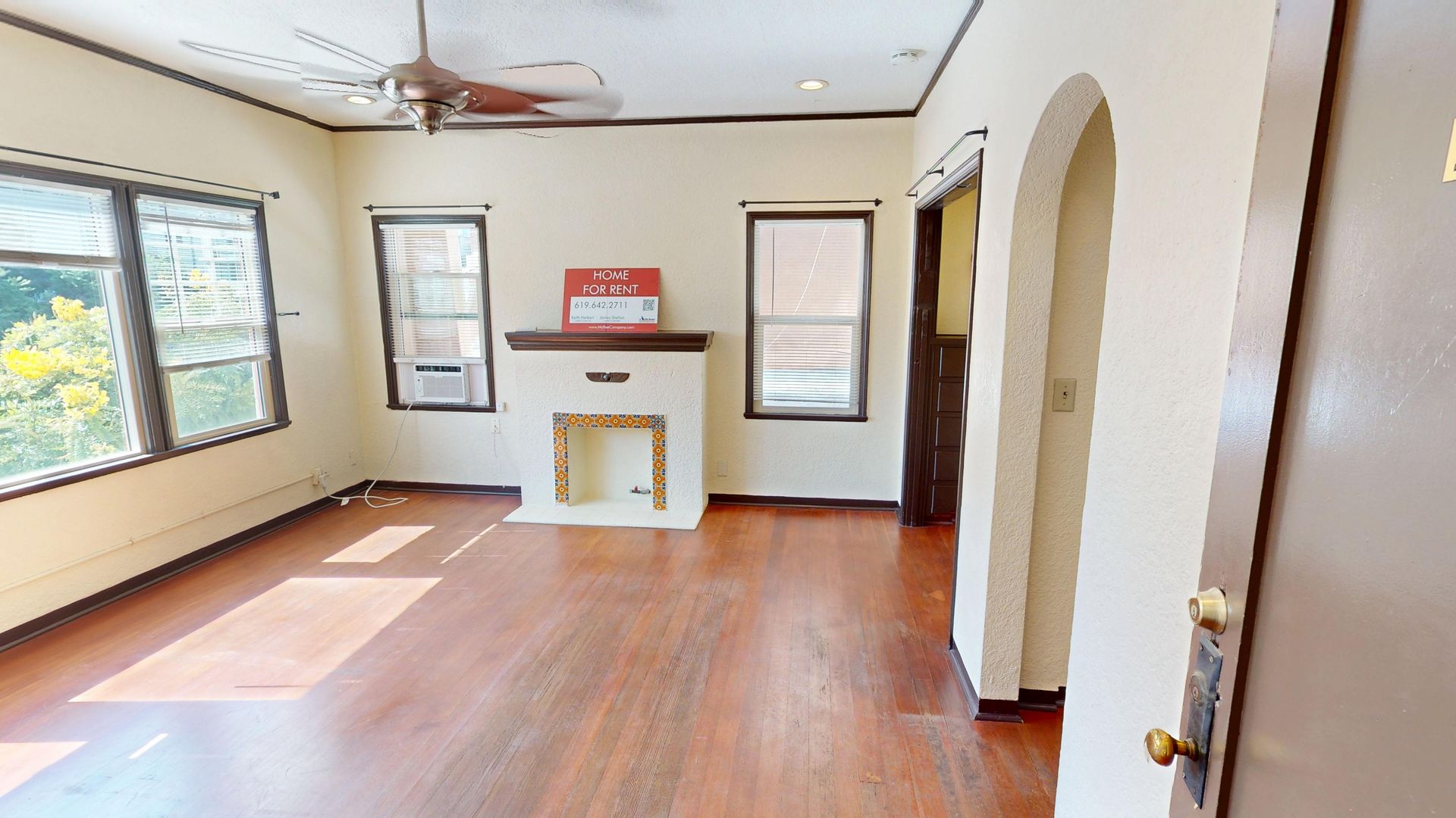 San Diego Apartment: 3783-3789 1/2 Park Blvd