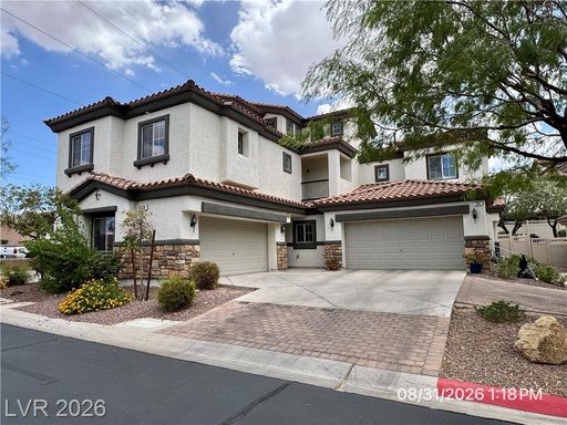3-Bedroom Henderson Townhouse with Private Backyard – photo 1