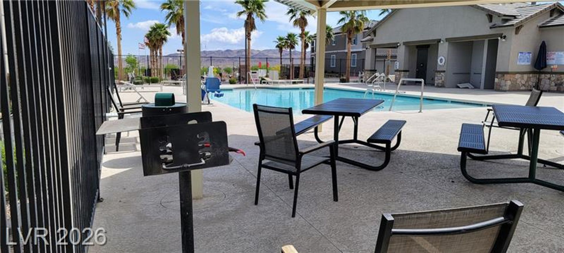 Pool at Ylang Pl 477