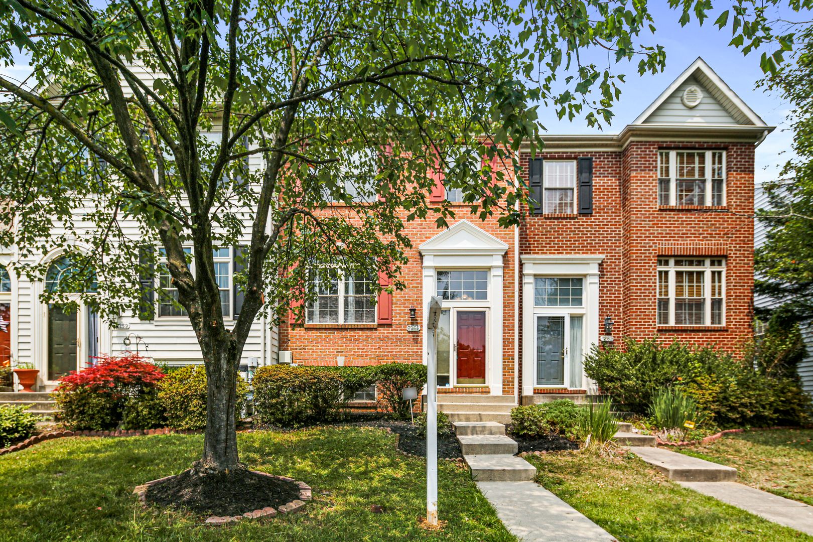 Columbia House: 7261 Calm Sunset