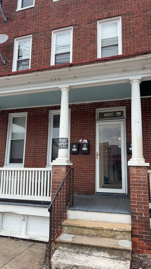 Westminster Apartment: 102 W Main Street