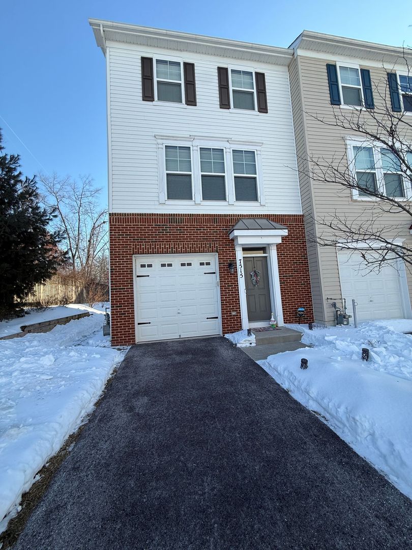 Glen Burnie House: 7515 Resch Loop
