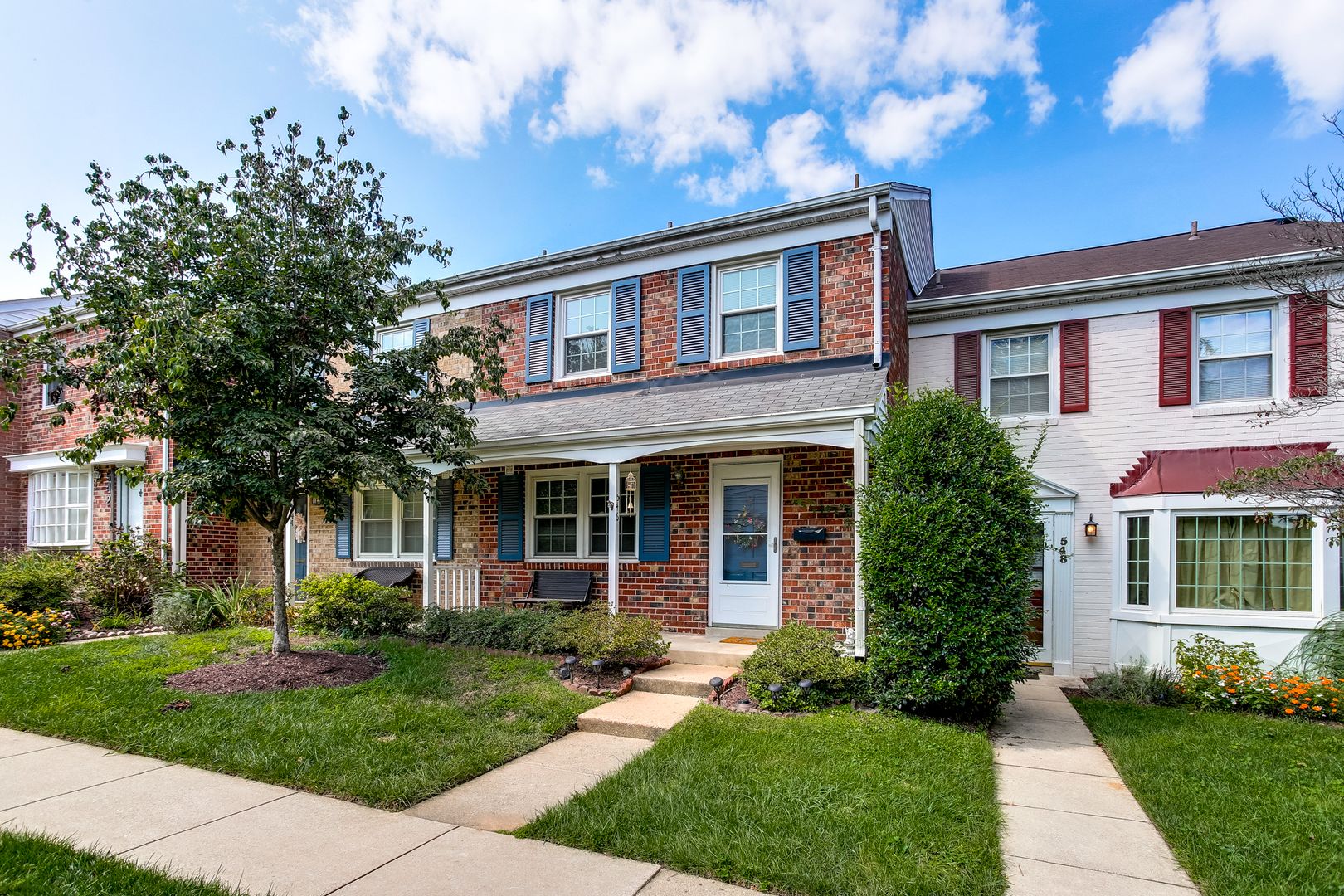 Rockville House: 546 Azalea Drive