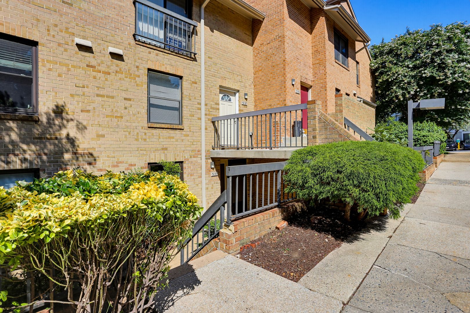 Bethesda House: 5139 Dudley Lane