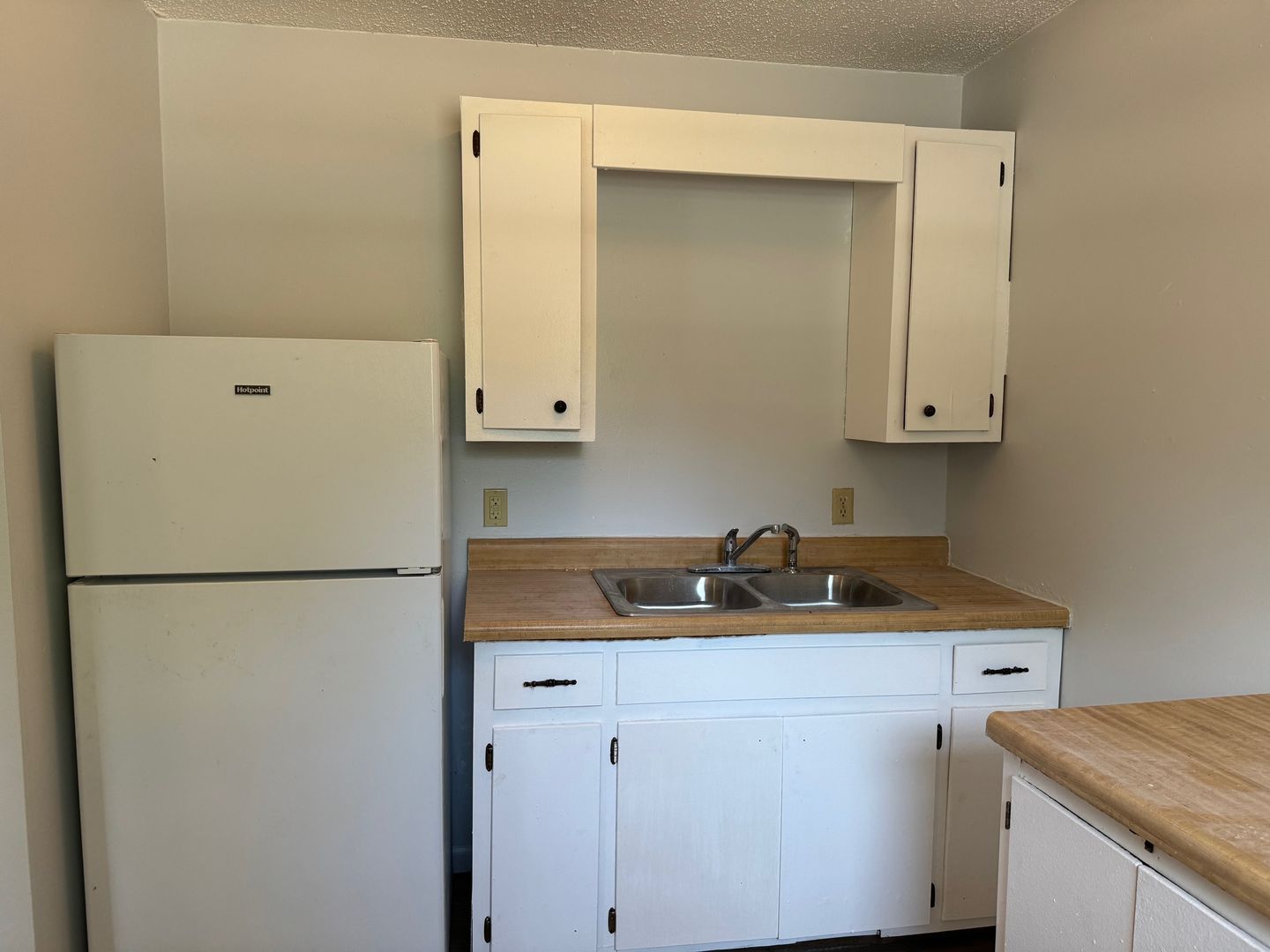 Pine Bluff Apartment: 2600 Beech Unit A