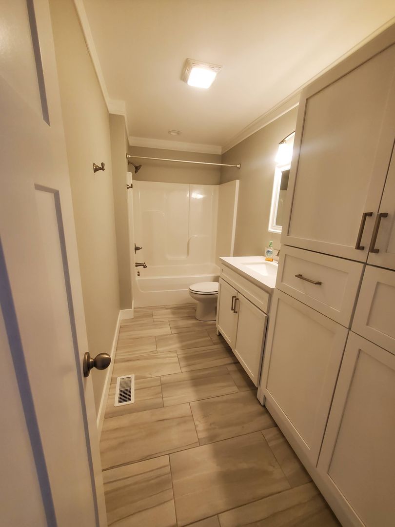 Sherwood House: 1010 Wildwood Avenue