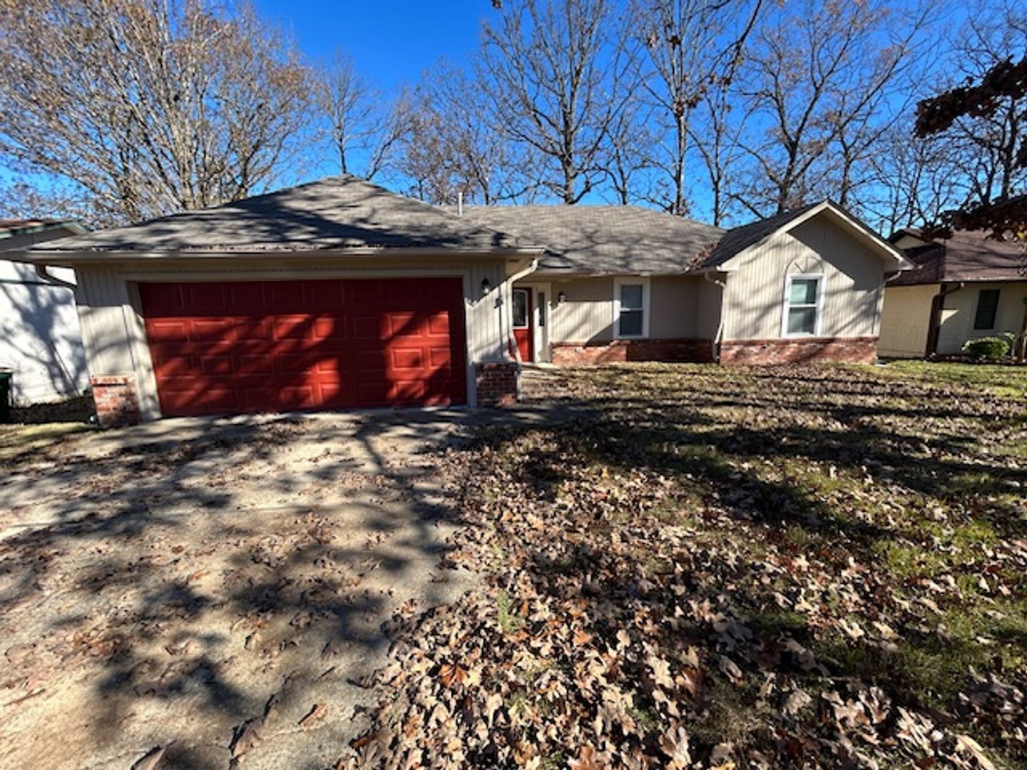 Sherwood House: 112 Sugar Maple Drive