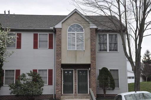 3 Bedroom, 2 Bath - 2nd Floor Apartment in Maple Springs Complex - Daniel Boone Schools