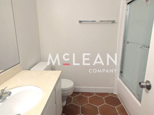 837 Calle De Pinos, Palm Springs, CA 92262