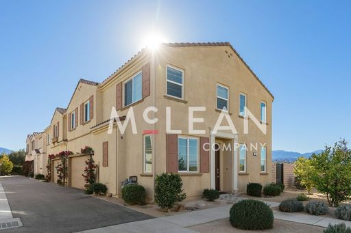 301 Paseo Gusto, Palm Desert, CA 92211