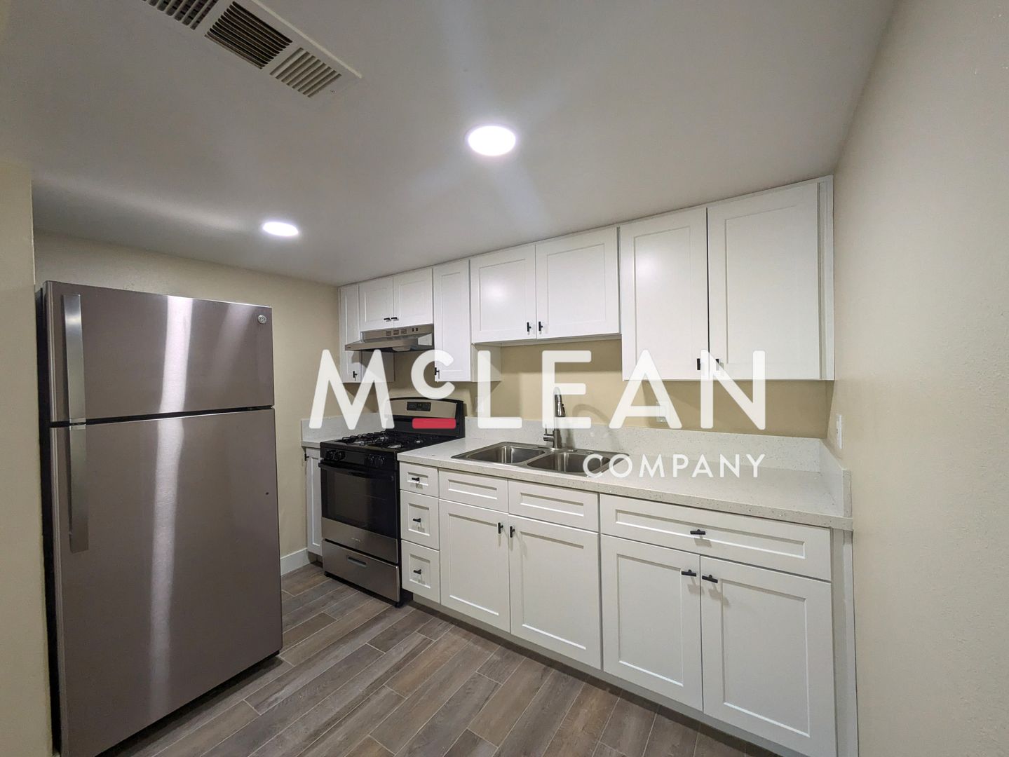 Cathedral City Apartment: 68185 Alcita Road