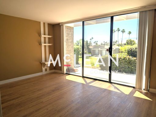 837 Calle De Pinos, Palm Springs, CA 92262