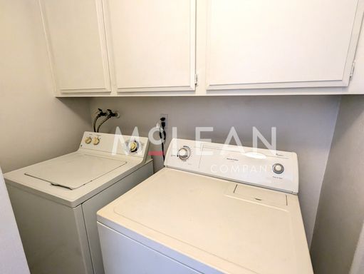 1852 North Mira Loma Way, Palm Springs, CA 92262