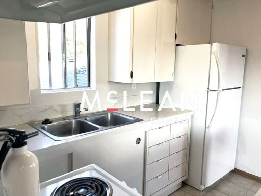 5830 East Appian Way , #B, Long Beach, CA 90803