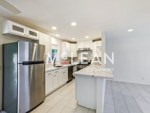 2552 N. Junipero Ave , Unit A , Palm Springs, CA 92262