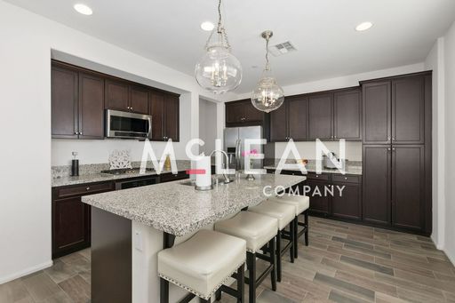 301 Paseo Gusto, Palm Desert, CA 92211