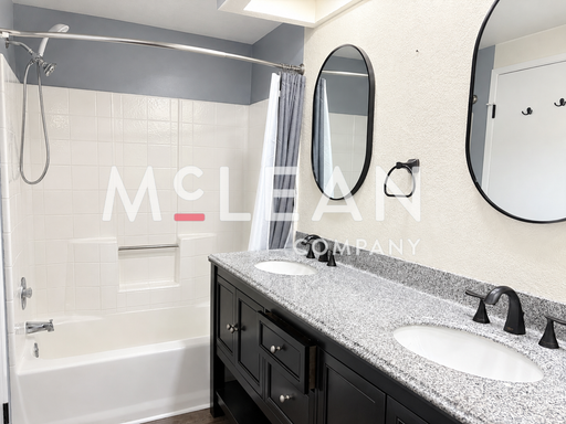 2700 Lawrence Crossley Rd, 120, Palm Springs, CA 92262