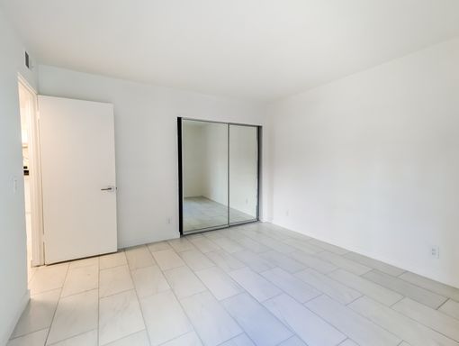 2552 N. Junipero Ave , Unit A , Palm Springs, CA 92262