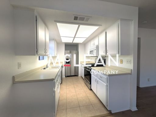 31548 Whispering Palms Trail #1, Cathedral City, CA 92234