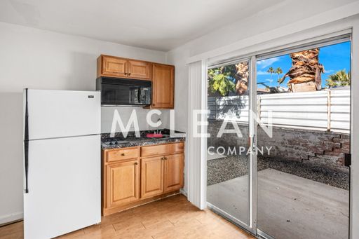 350 E Palm Canyon Drive #31, Palm Springs, CA 92264