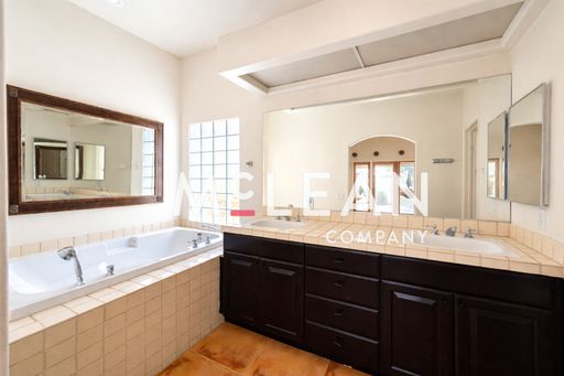 53905 Avenida Mendoza, La Quinta, CA 92253