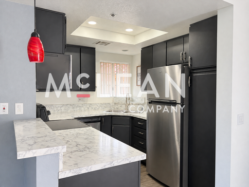 2700 Lawrence Crossley Rd, 120, Palm Springs, CA 92262