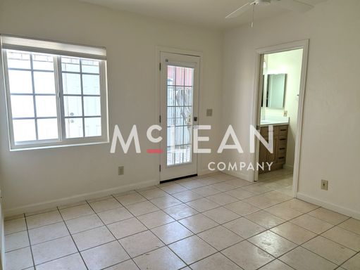  594 S Calle Abronia , Apt 3, Palm Springs, CA 92264