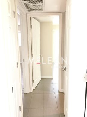 120 S. Saturmino Drive, Unit 07, Palm Springs, CA 92262