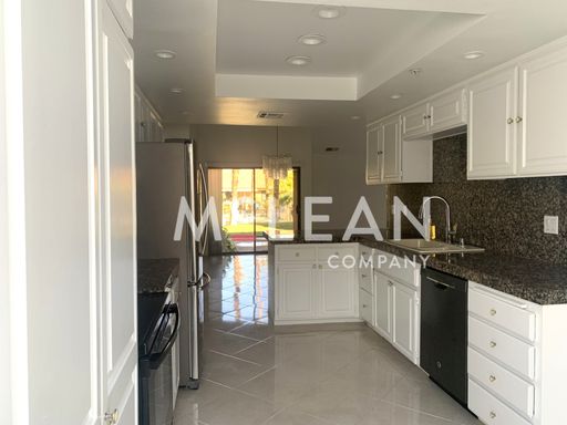 2950 E Escoba Drive, unit F , Palm Springs, CA 92264
