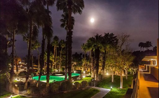 680 North Ashurst Court, Unit I101, Palm Springs, CA 92262
