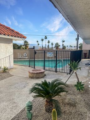 2552 N. Junipero Ave , Unit A , Palm Springs, CA 92262