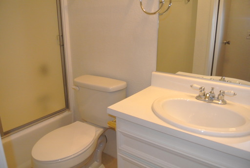 2875 North Los Felices Rd, Unit 209, Palm Springs, CA 92262