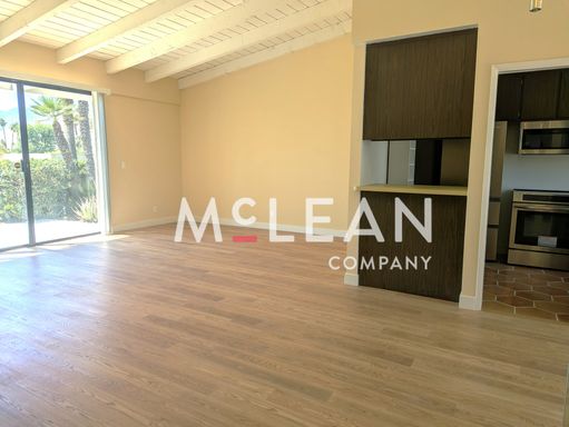 837 Calle De Pinos, Palm Springs, CA 92262