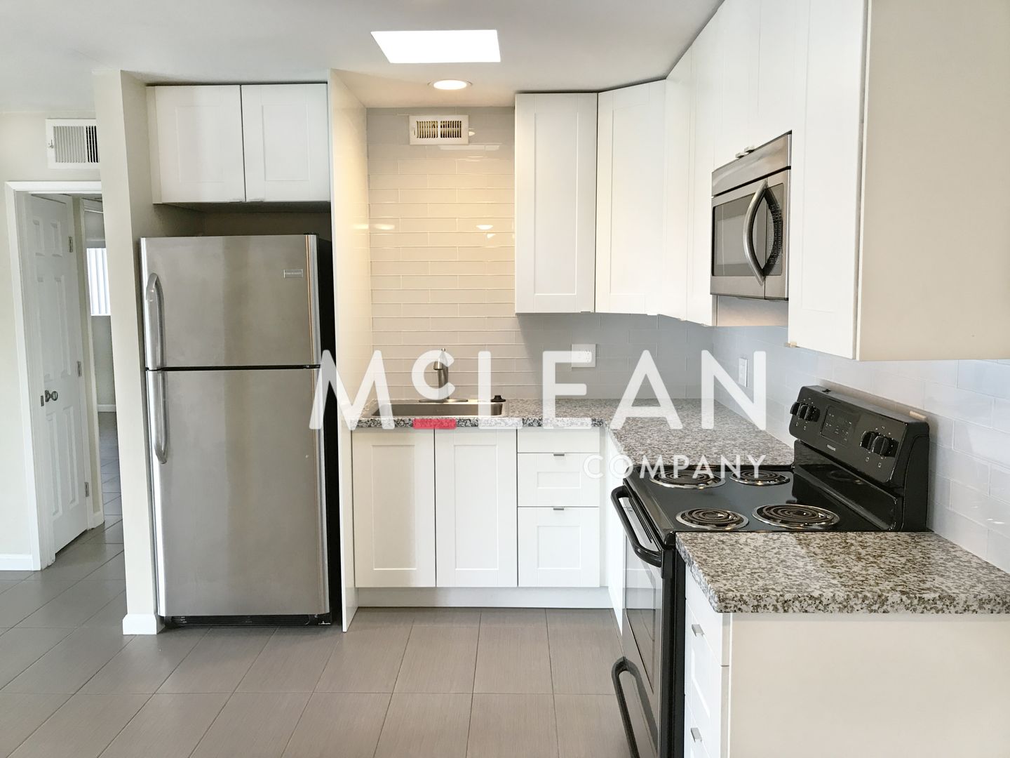 Palm Springs Apartment: 120 S. Saturmino Drive