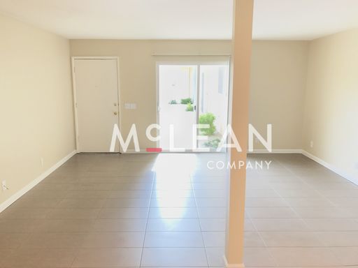 120 S. Saturmino Drive, Unit 07, Palm Springs, CA 92262