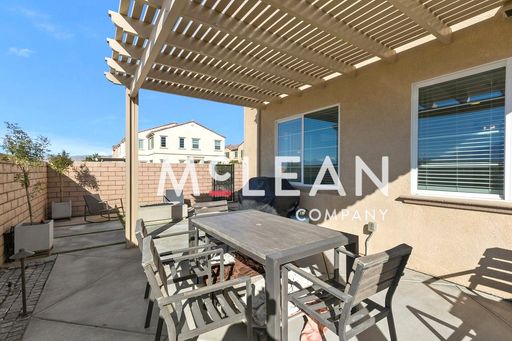 301 Paseo Gusto, Palm Desert, CA 92211
